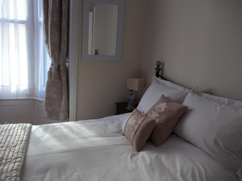 ホテルWellington House クロマー 部屋 写真