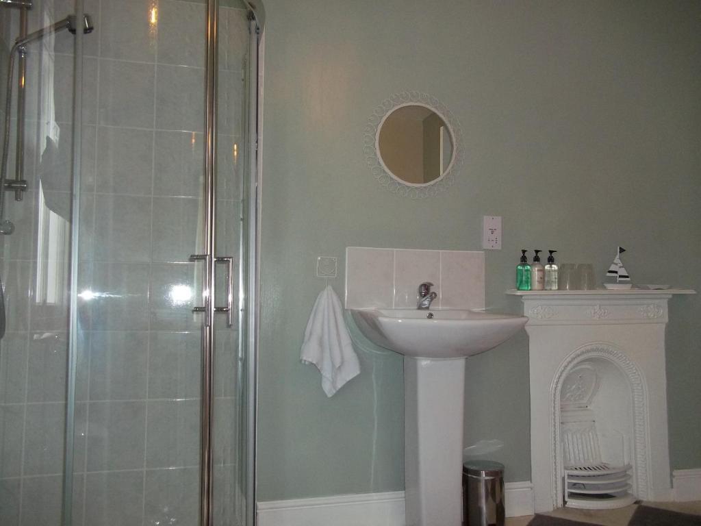 ホテルWellington House クロマー 部屋 写真